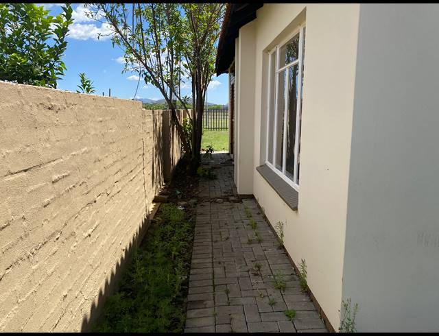 3 BEDROOM HOUSE FOR SALE IN WATERKLOOF EAST